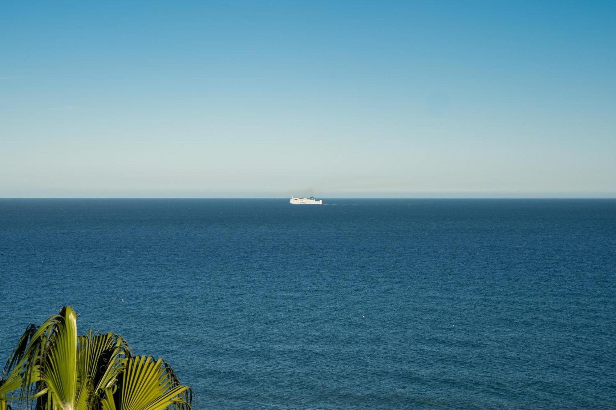 La Torre De La Roca Lägenhet Torremolinos Exteriör bild
